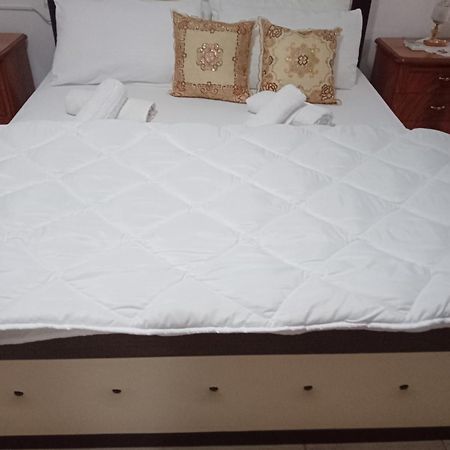 Olivia Guesthouse Gjirokastër Екстериор снимка