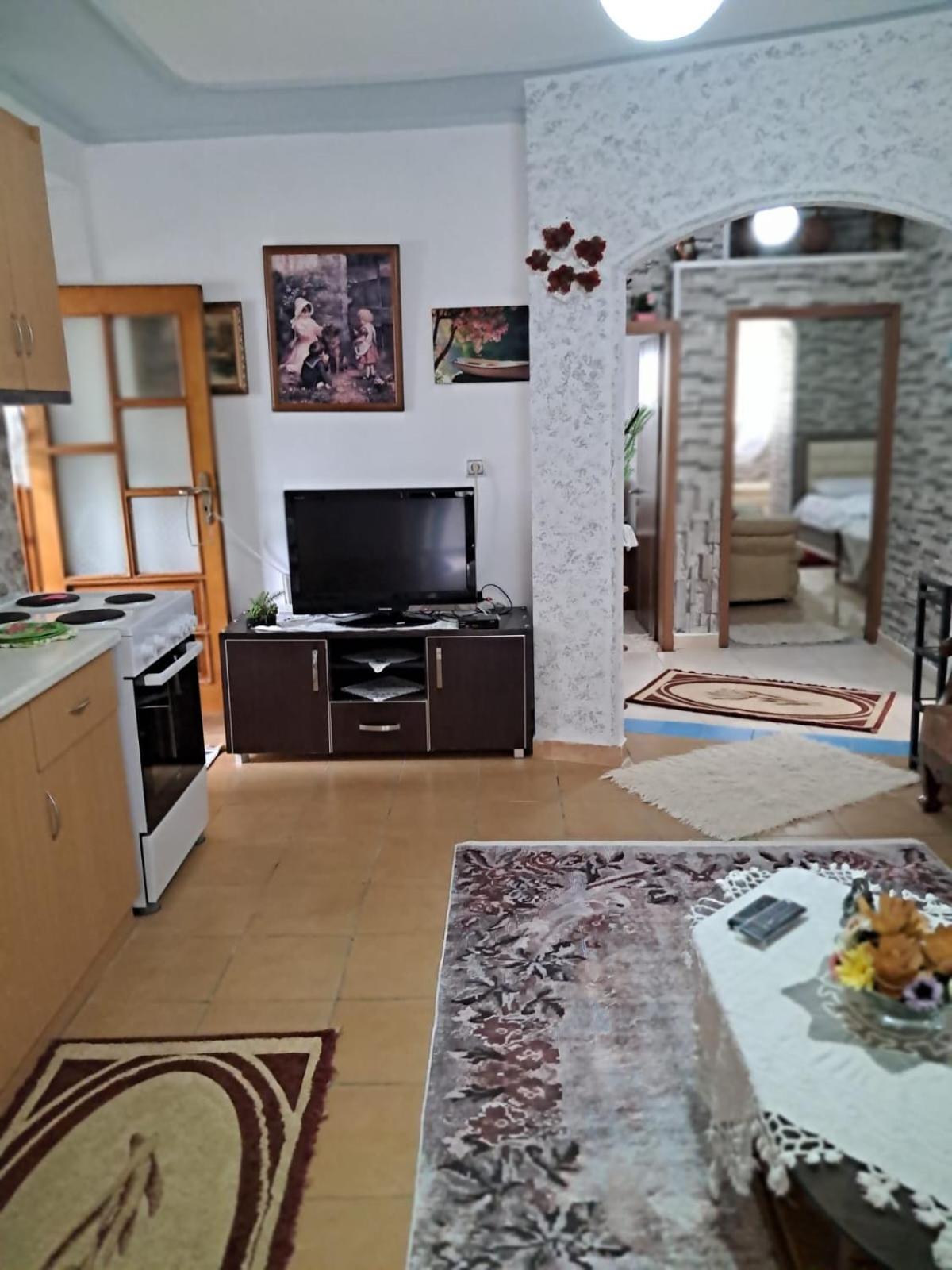 Olivia Guesthouse Gjirokastër Екстериор снимка